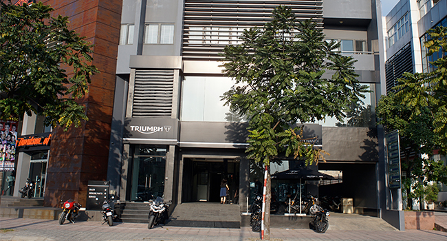 Triumph Hà Nội Showroom